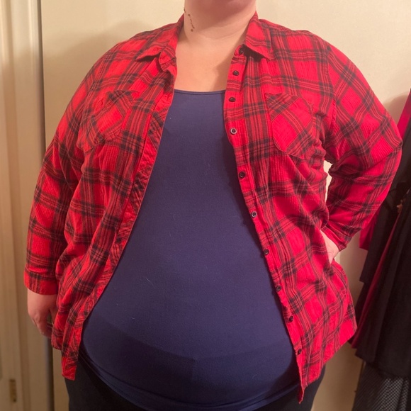 Pennington's Plus-Size Button Up Top, Plaid, Size 5X - Picture 1 of 2